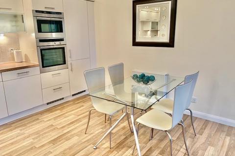 2 bedroom flat to rent - Rubislaw Square, Kepplestone,  AB15