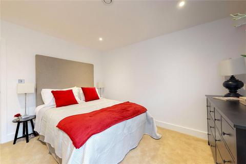 1 bedroom apartment to rent, Tower Bridge Road, London, SE1