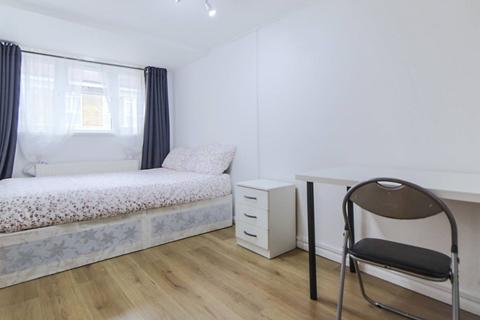 undefined, The Green, Stratford, London E15