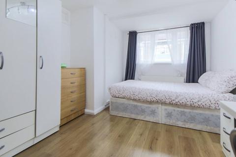 undefined, The Green, Stratford, London E15