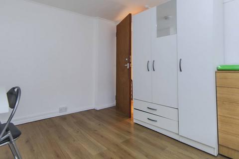 undefined, The Green, Stratford, London E15