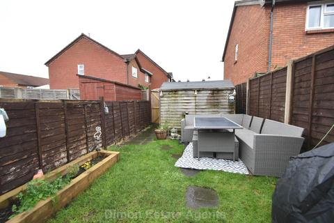 2 bedroom end of terrace house for sale, Moraunt Close, Hardway