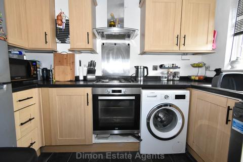 2 bedroom end of terrace house for sale, Moraunt Close, Hardway