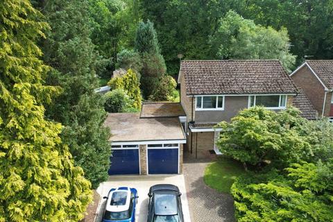 5 bedroom detached house for sale, Chestnut End, Headley