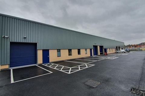 Warehouse to rent, Bulcote Business Park, Randall Park Way, Retford, Nottinghamshire