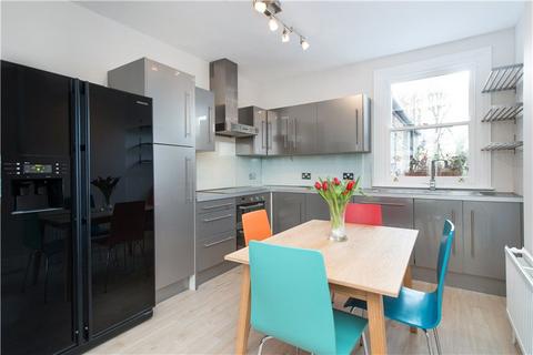 2 bedroom terraced house to rent, Atalanta Street, London, SW6