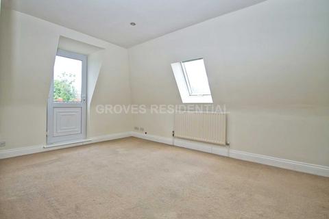 2 bedroom apartment to rent, Grafton Road, New Malden