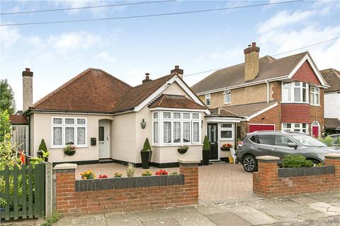 3 bedroom bungalow for sale, The Drive, Ashford, Surrey, TW15