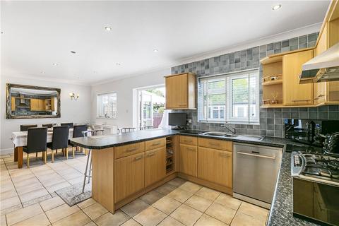 13 The Drive, Ashford, TW15 1SJ
