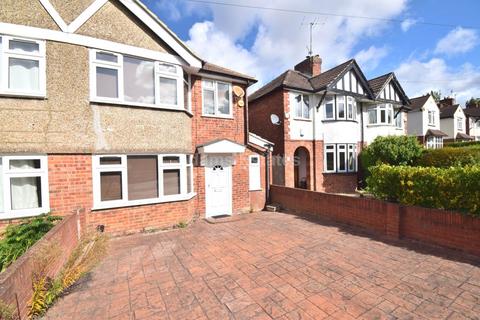 5 bedroom semi-detached house to rent, Ennerdale Road, Reading