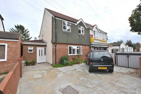 7 bedroom terraced house to rent, Northcourt Avenue, Reading