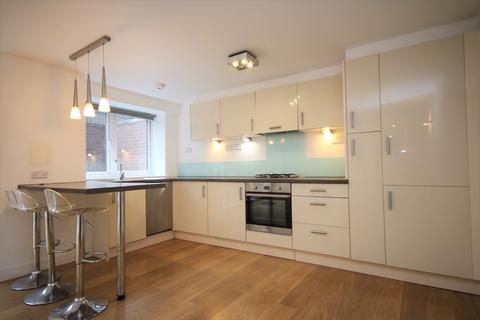2 bedroom flat to rent, 167 Green Lanes,  Stoke Newington, N16