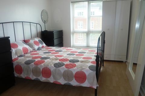 undefined, Kennet Walk, Reading, RG1