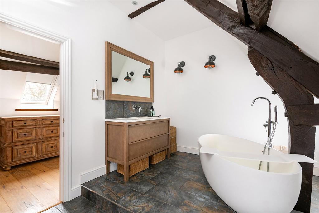 Ensuite