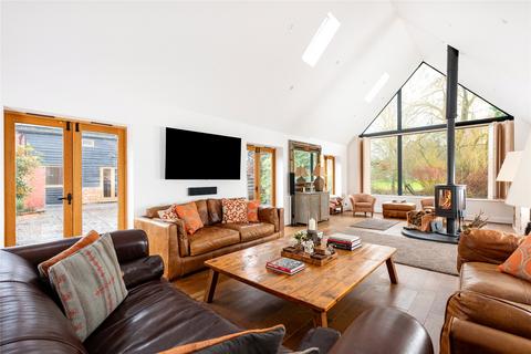 5 bedroom barn conversion for sale, Radclive, Buckingham, Buckinghamshire, MK18