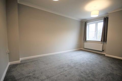 2 bedroom apartment to rent, Albert Street, Fleet