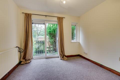 2 bedroom ground floor flat to rent - White Moss Court, Kendal