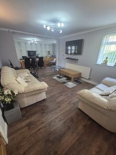 4 bedroom detached house for sale, Springswood Road, Bradford BD18
