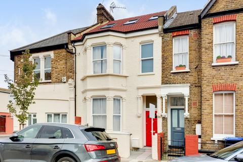 3 bedroom terraced house to rent, Charlton Road, Harlesden, NW10