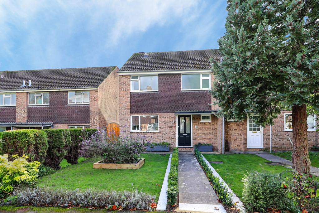 Eldersfield Close, 3 bed semidetached house £270,000
