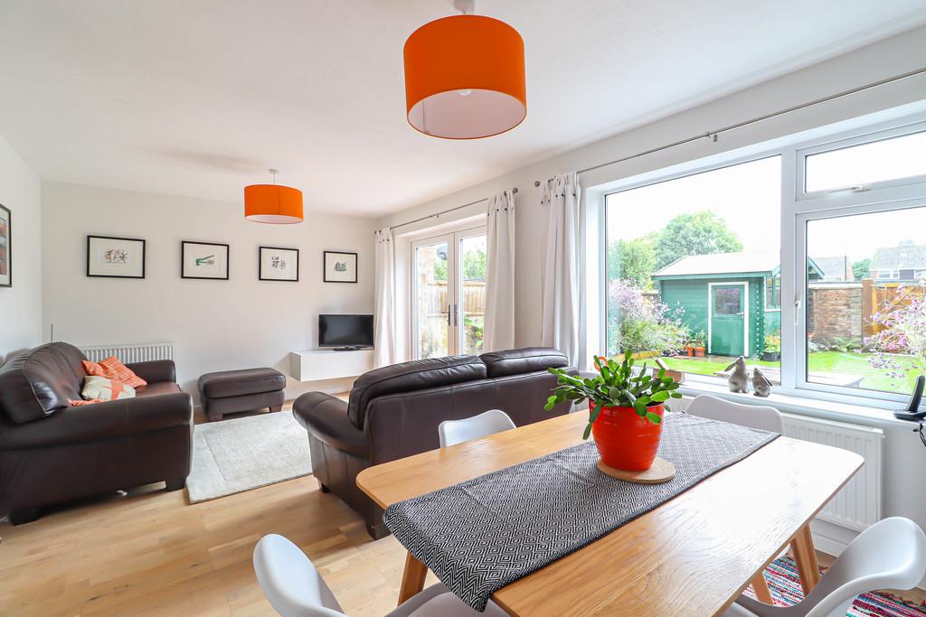 Eldersfield Close, 3 bed semidetached house £270,000