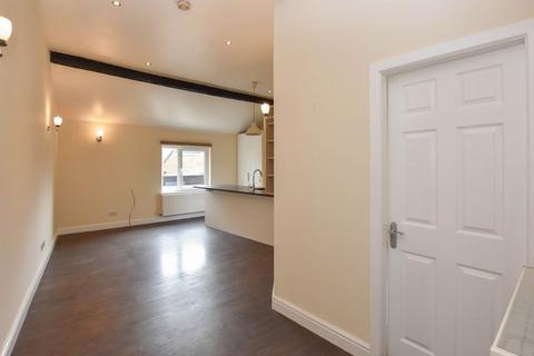 2 bedroom apartment to rent, Manchester Road, Altrincham, WA14