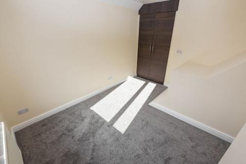 2 bedroom apartment to rent, Manchester Road, Altrincham, WA14