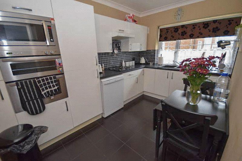 Kitchen / Breakfast