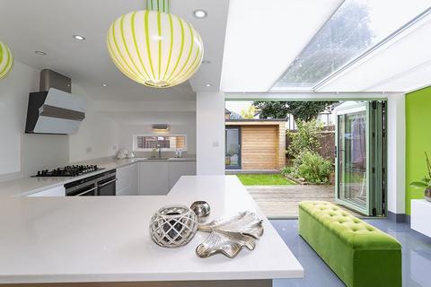 13 Rushett Road, Thames Ditton, KT7 0UX