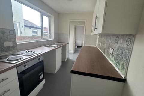 3 bedroom terraced house to rent, Carl street, Bloxwich , Walsall WS2