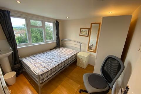 6 bedroom house to rent, Merton Road, Highfield, Southampton, SO17