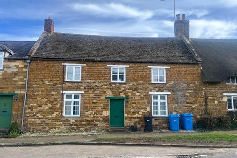 undefined, Main Street, Rockingham