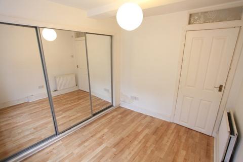 1 bedroom flat to rent, Parkside Street, Newington, Edinburgh, EH8