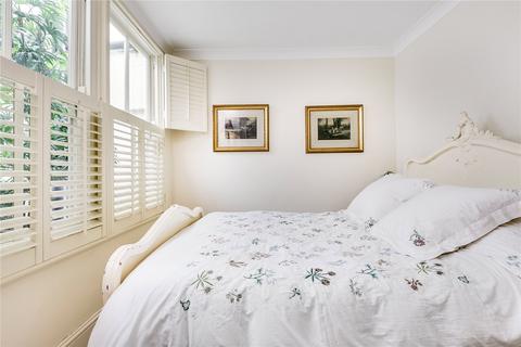 2 bedroom flat for sale, Cornwall Mews South, London