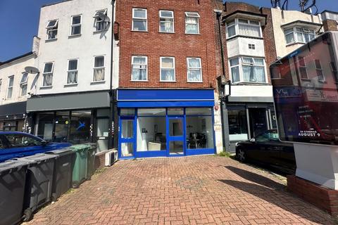 Shop to rent, Pinner Road, Harrow HA1