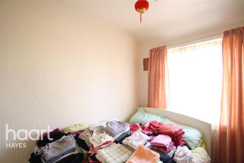 2 bedroom end of terrace house to rent - Woodrow Avenue,UB4  8
