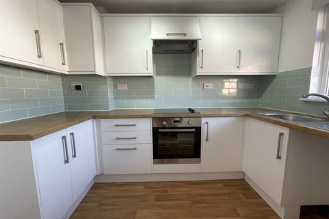 2 bedroom terraced house to rent, Long Meadow Drive, Barnstaple, Devon, EX32