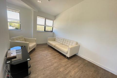 2 bedroom apartment to rent, London Road, Basingstoke RG24