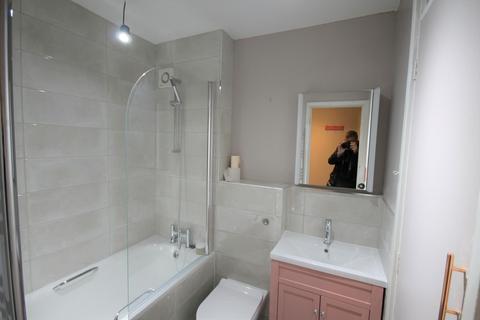 Studio to rent, Lodge Close, Brighton BN41