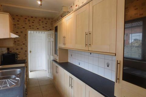 3 bedroom terraced house to rent, Acreage Lane, Shirebrook