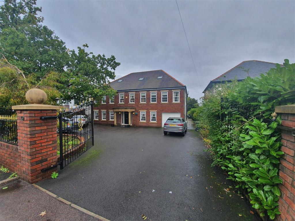 Hollybush Road, Cyncoed, Cardiff 7 bed detached house for sale £1,475,000
