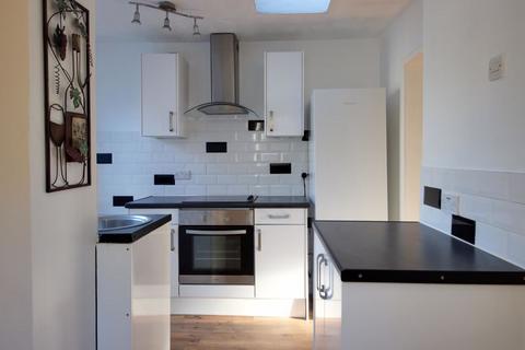 2 bedroom house to rent, Syddall Street, St. Helens