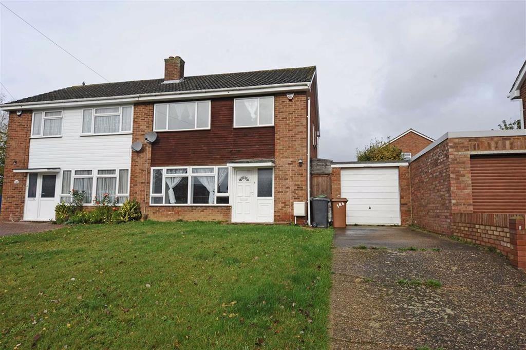 Henshaw Road, Wellingborough 3 bed semidetached house £800 pcm (£185 pw)