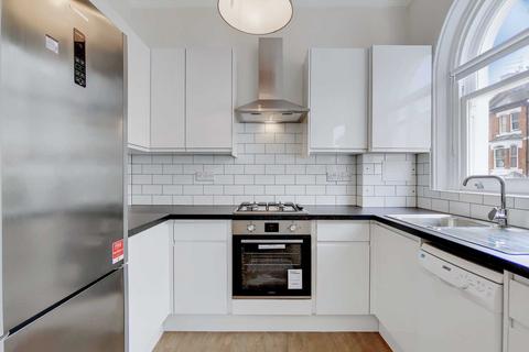 3 bedroom flat to rent, Ormiston Grove, Shepherds Bush, W12 0JR