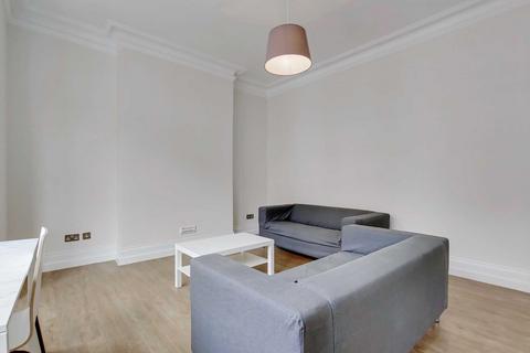 3 bedroom flat to rent, Ormiston Grove, Shepherds Bush, W12 0JR