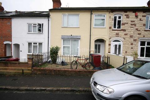 undefined, Donnington Gardens, Reading - GAS INCLUDED