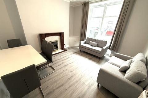 2 bedroom flat to rent, Urquhart Road, City Centre, Aberdeen, AB24