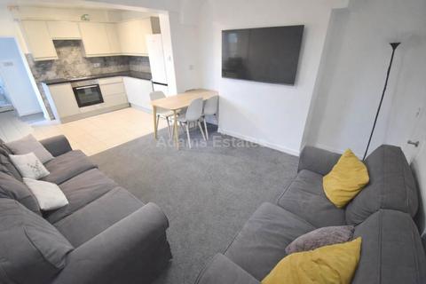 undefined, Elm Road, Reading, RG6 5TS