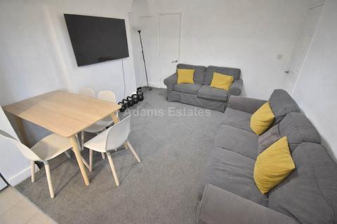undefined, Elm Road, Reading, RG6 5TS
