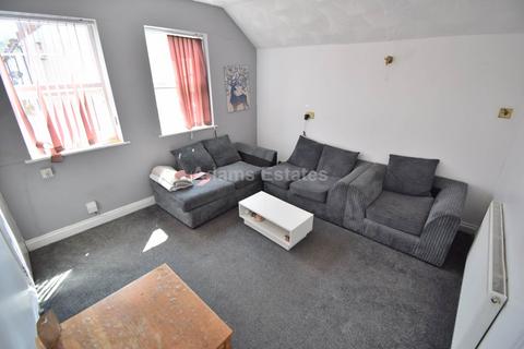 6 bedroom terraced house to rent, Foxhill Road, Reading